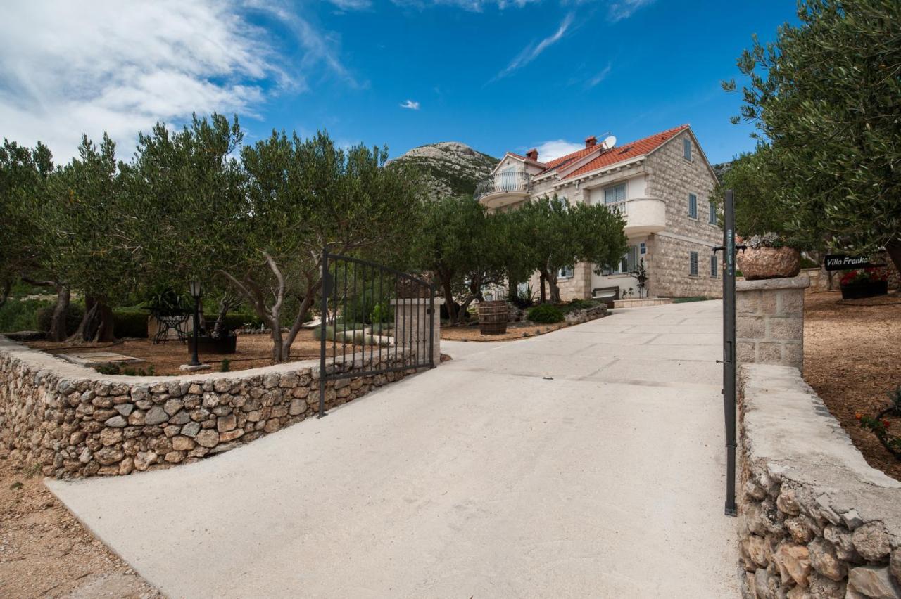 Villa Franka With Swimming Pool Бол Екстериор снимка