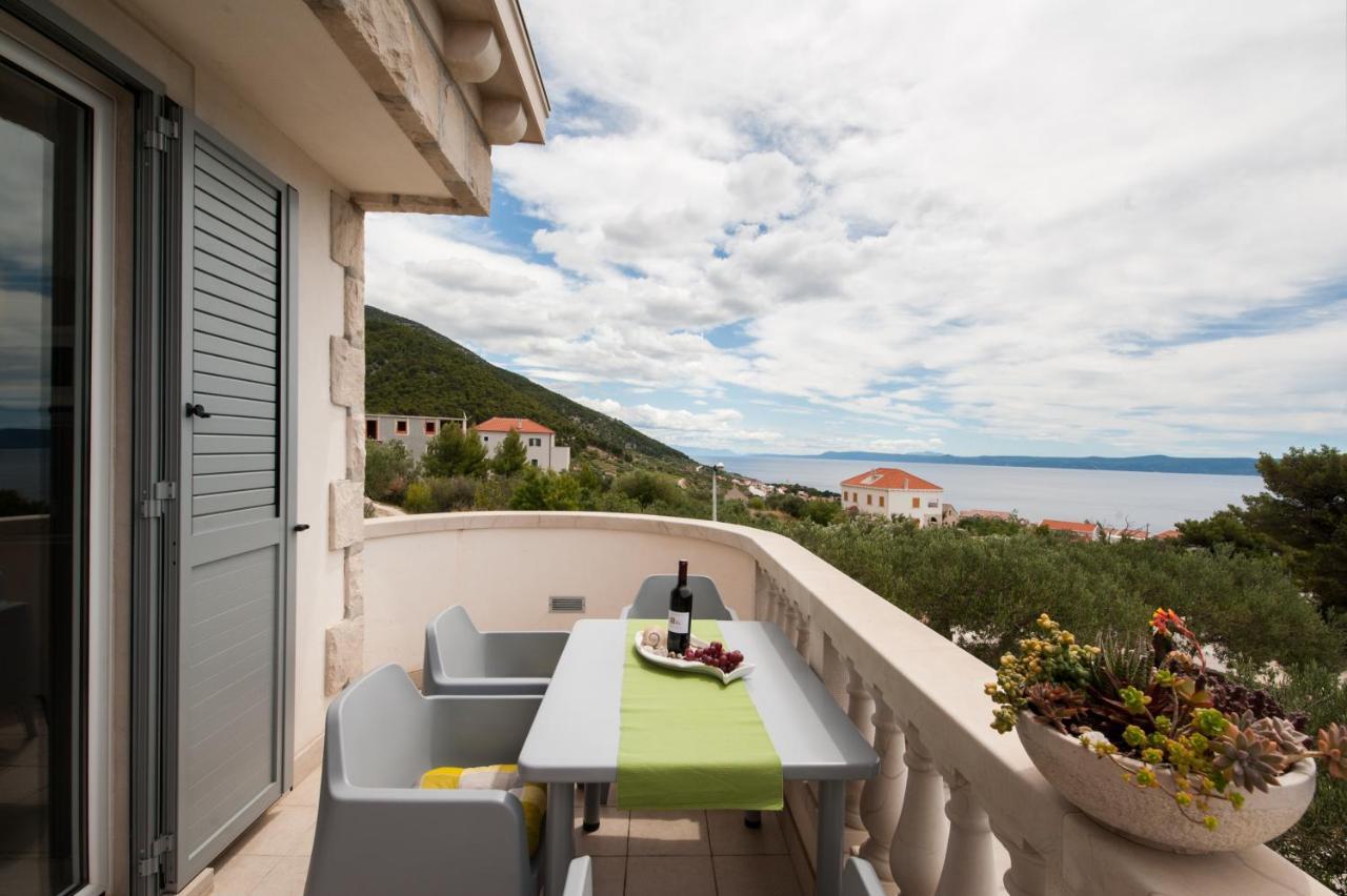 Villa Franka With Swimming Pool Бол Екстериор снимка