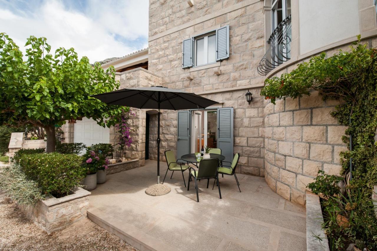 Villa Franka With Swimming Pool Бол Екстериор снимка